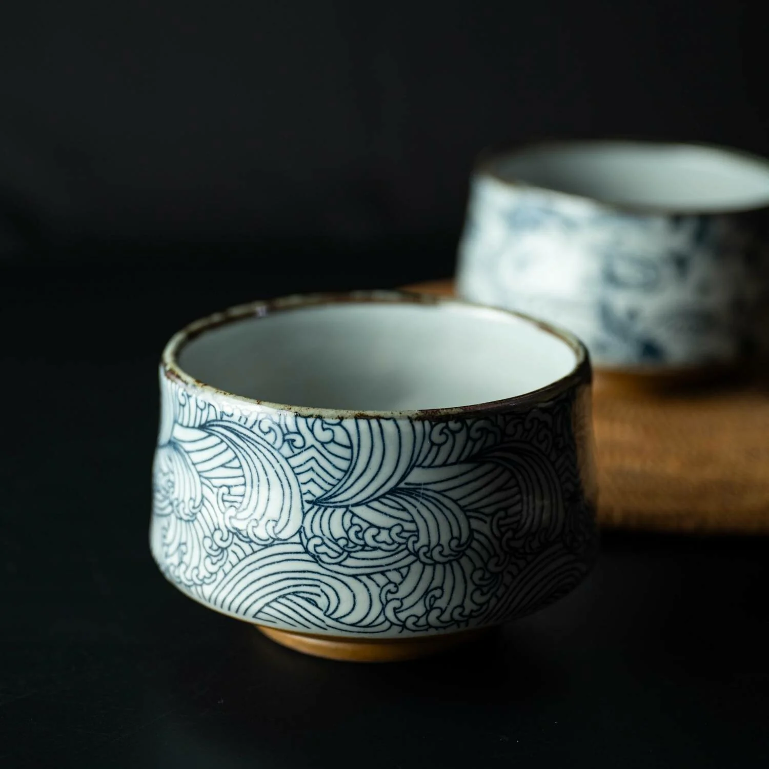 Aranami Waves Pattern Matcha Bowl in Wooden Gift Box