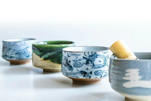 Aranami Waves Pattern Matcha Bowl in Wooden Gift Box - Image 8