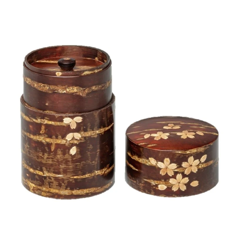 Fujiki Denshiro: Sakura Blossom Design Chazutsu 総皮茶筒 散花 - Image 2