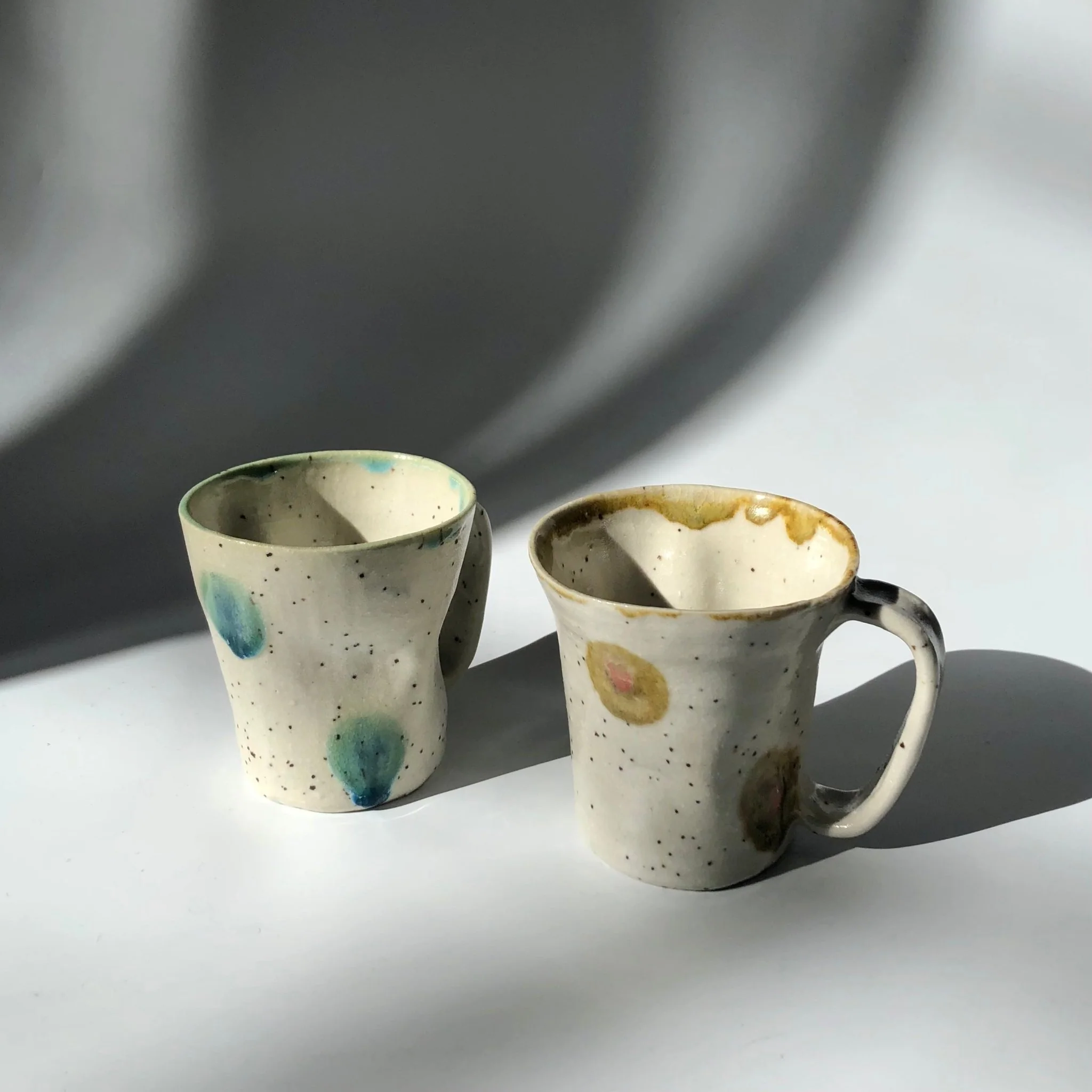 Hiroshi Hirai: Heart Shaped Mug Cup, Yellow Accents - Image 8