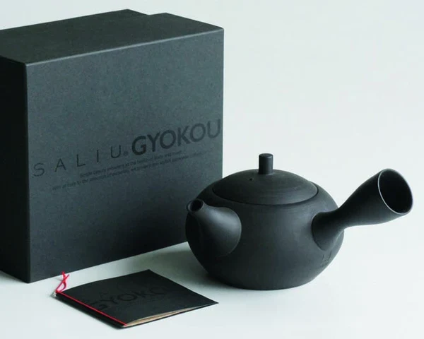 SALIU - Black Tokoname Kyusu Tea Pot -RYO-　急須 凌 - Image 11