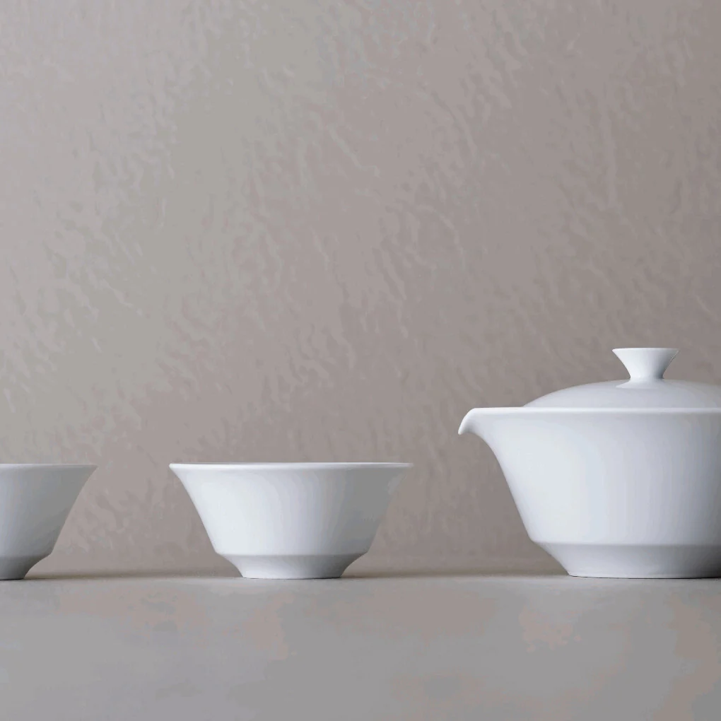 WDH - Hasamiyaki Porcelain White Houhin Tea Set (Pot + 2 Cups) - Image 2