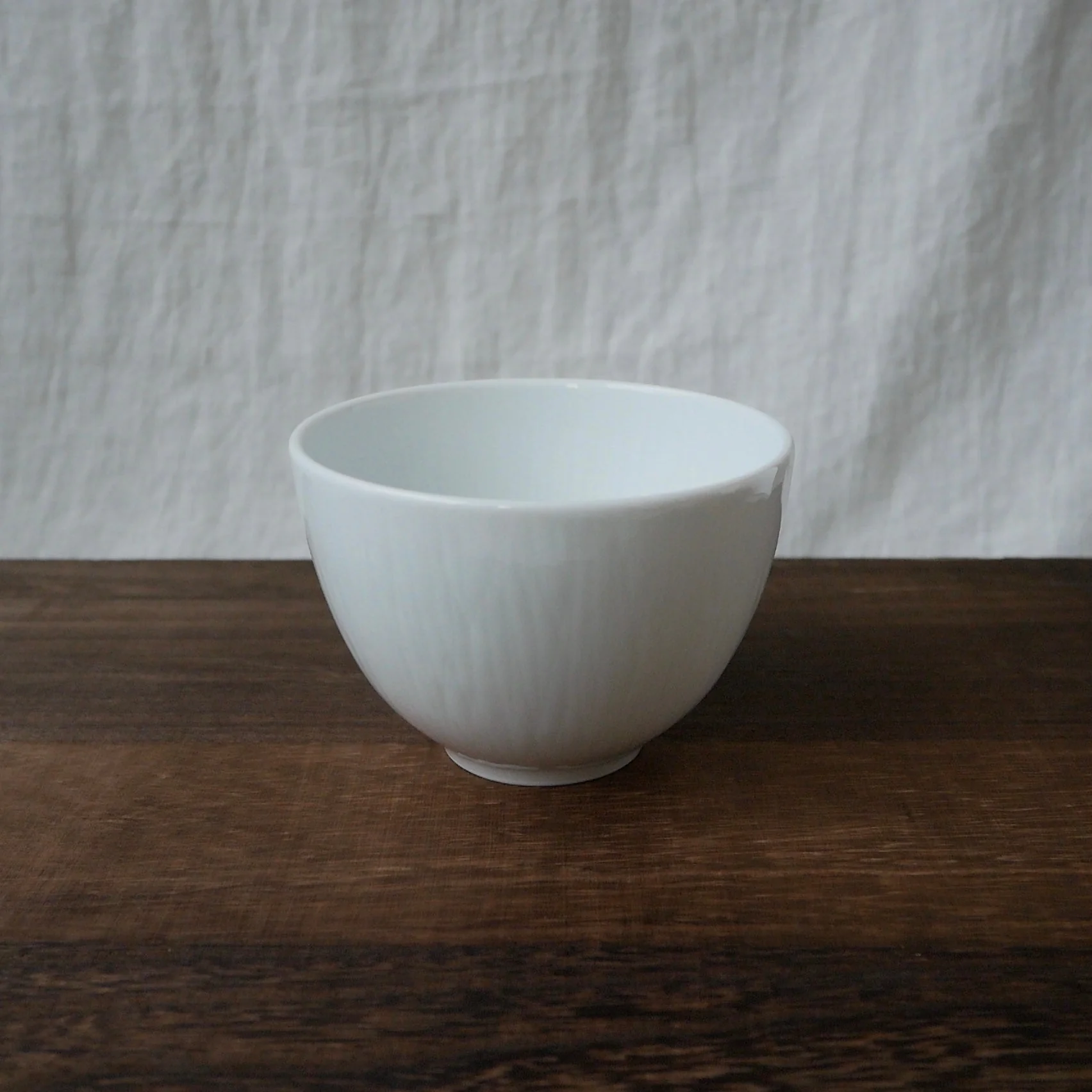 Yamani - Miyama Tableware: "Crease" Matcha Bowl Snow White